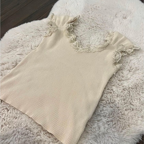Knit cream top - Picture 1 of 2